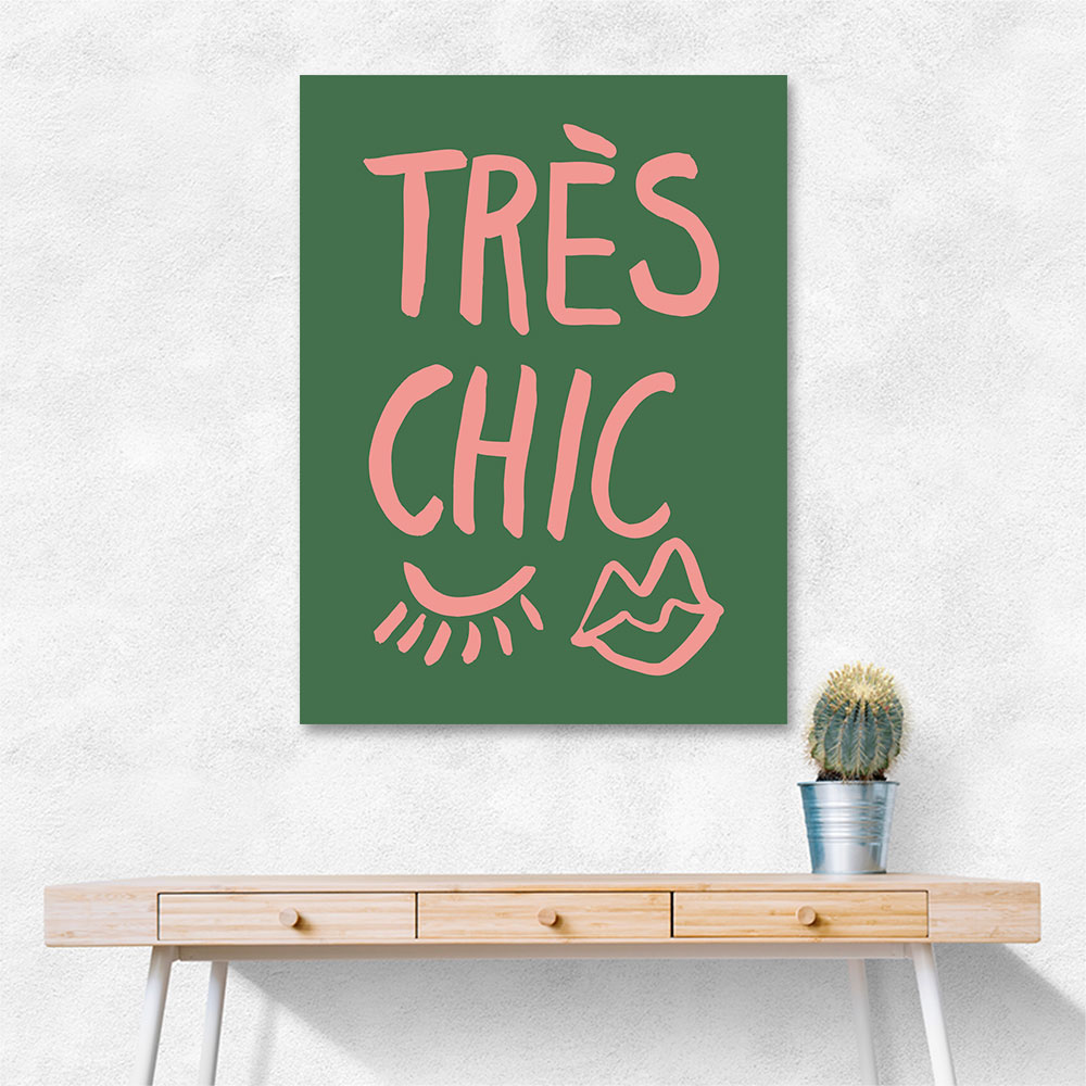 Tres Chic Green