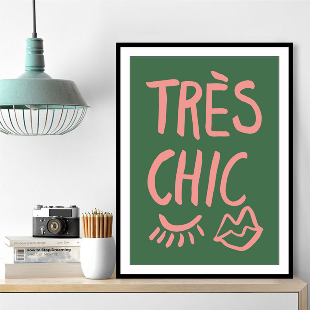 Tres Chic Green