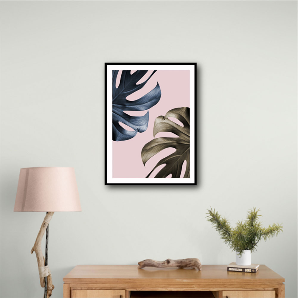 Monstera Pink Light 01