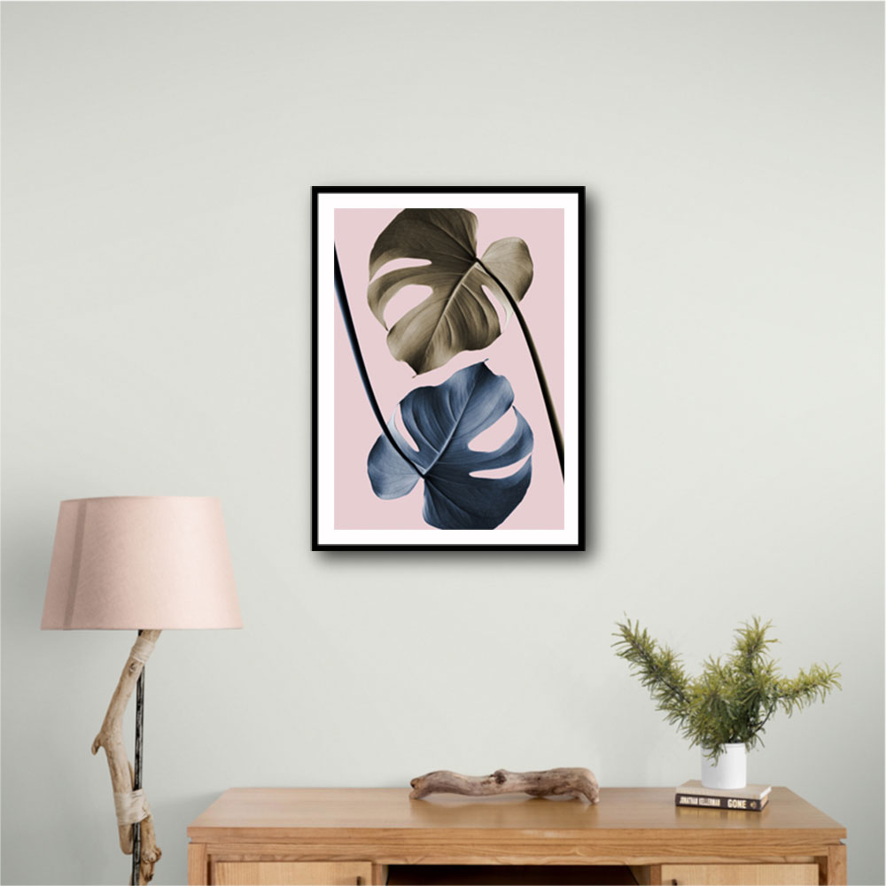 Monstera Pink Light 02