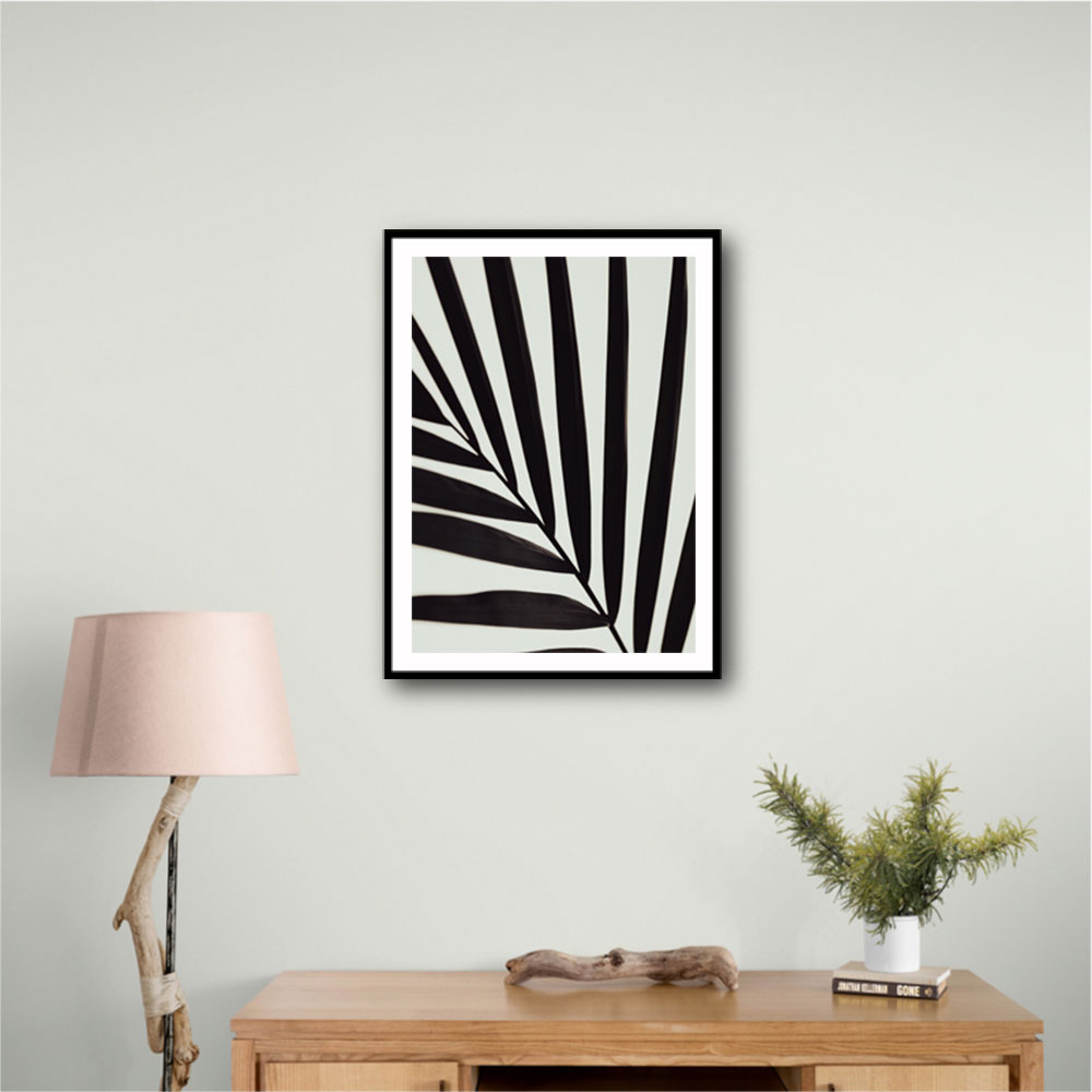 Graphic palm leaf 1