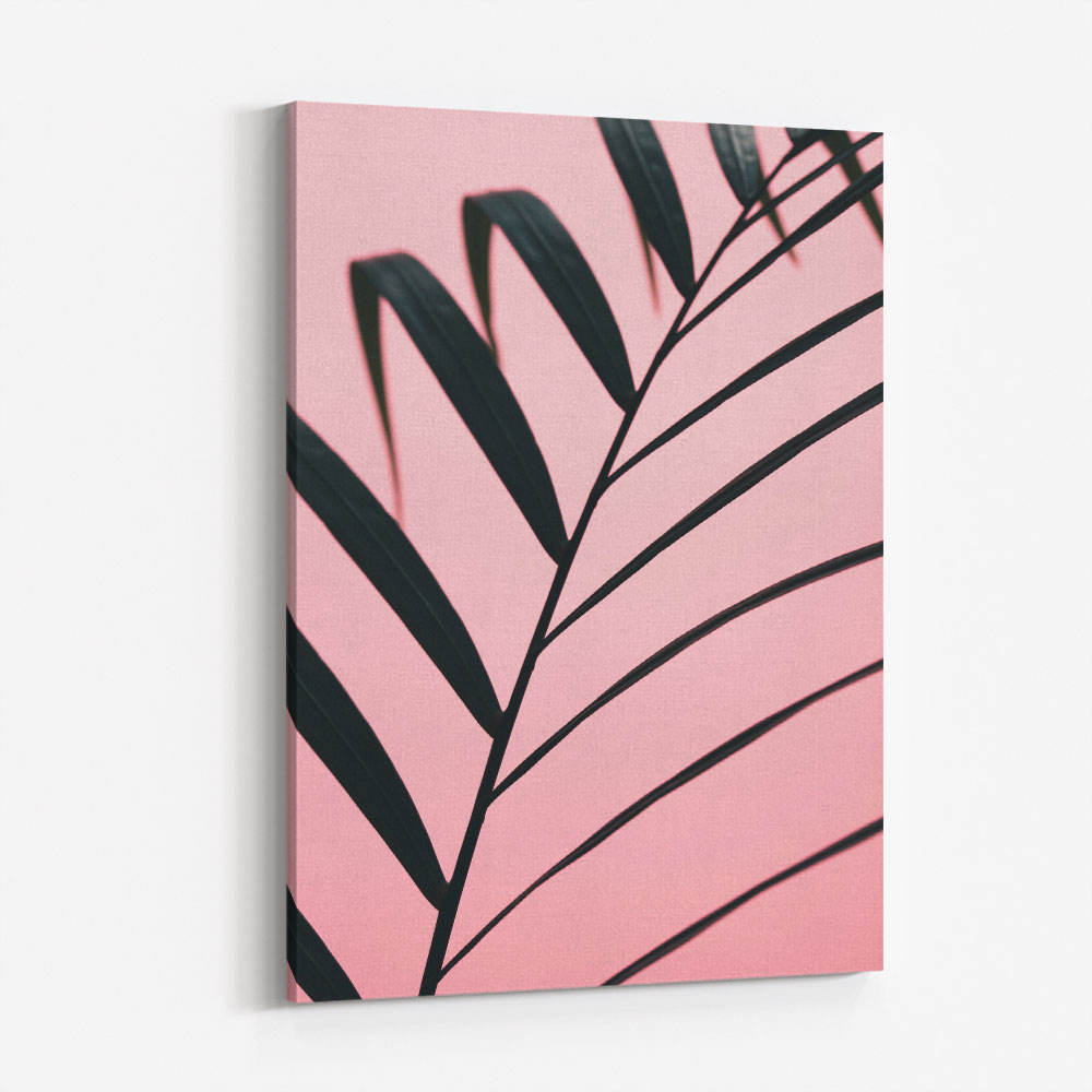 Graphic palm leaf 2