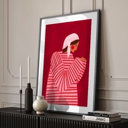 The Woman With the Red Stripes