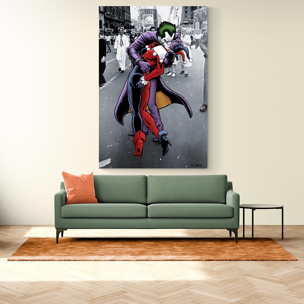 Joker Kissing