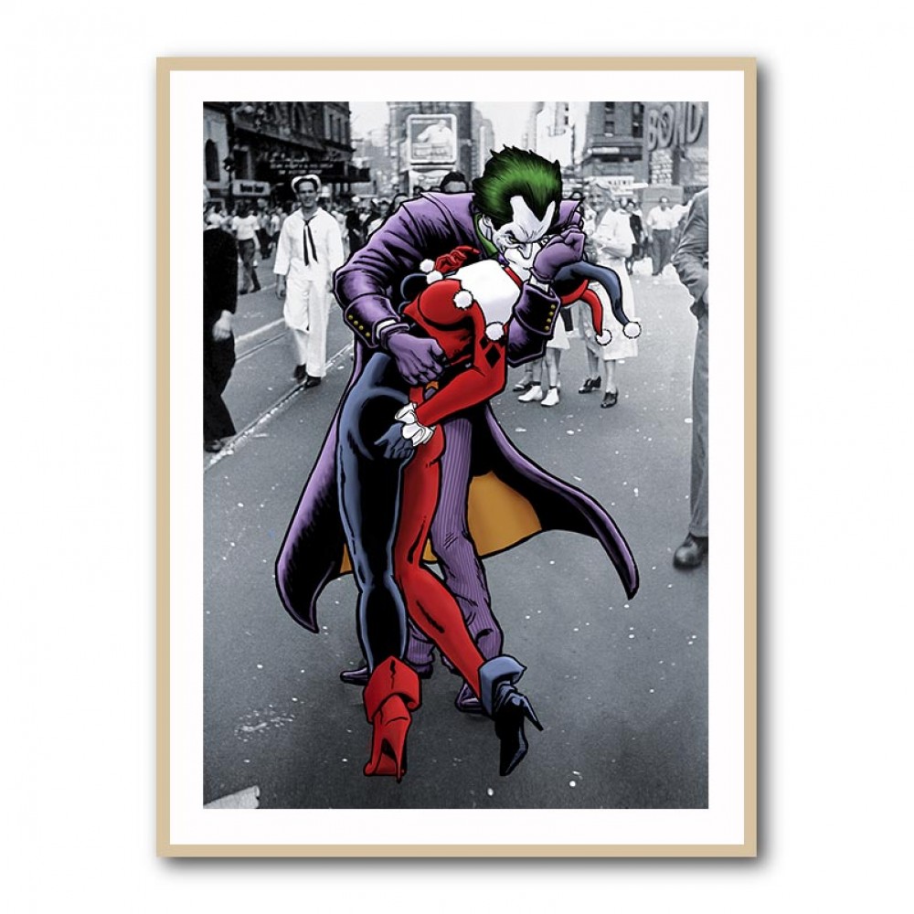 Joker Kissing