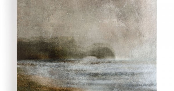 abstract art dunks on feet