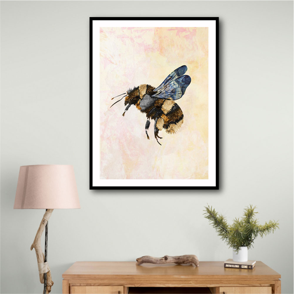 Grunge Watercolour Bee