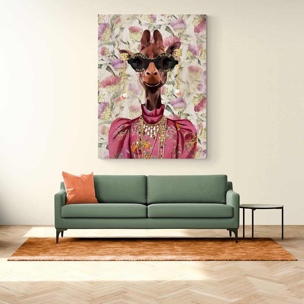 Fashion Victim Giraffe Fashion Victim Giraffe