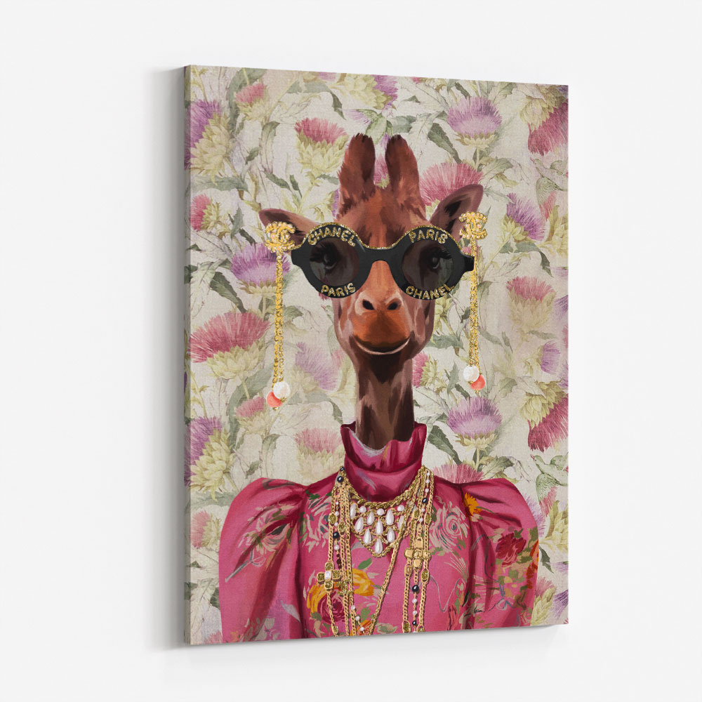 Fashion Victim Giraffe Fashion Victim Giraffe