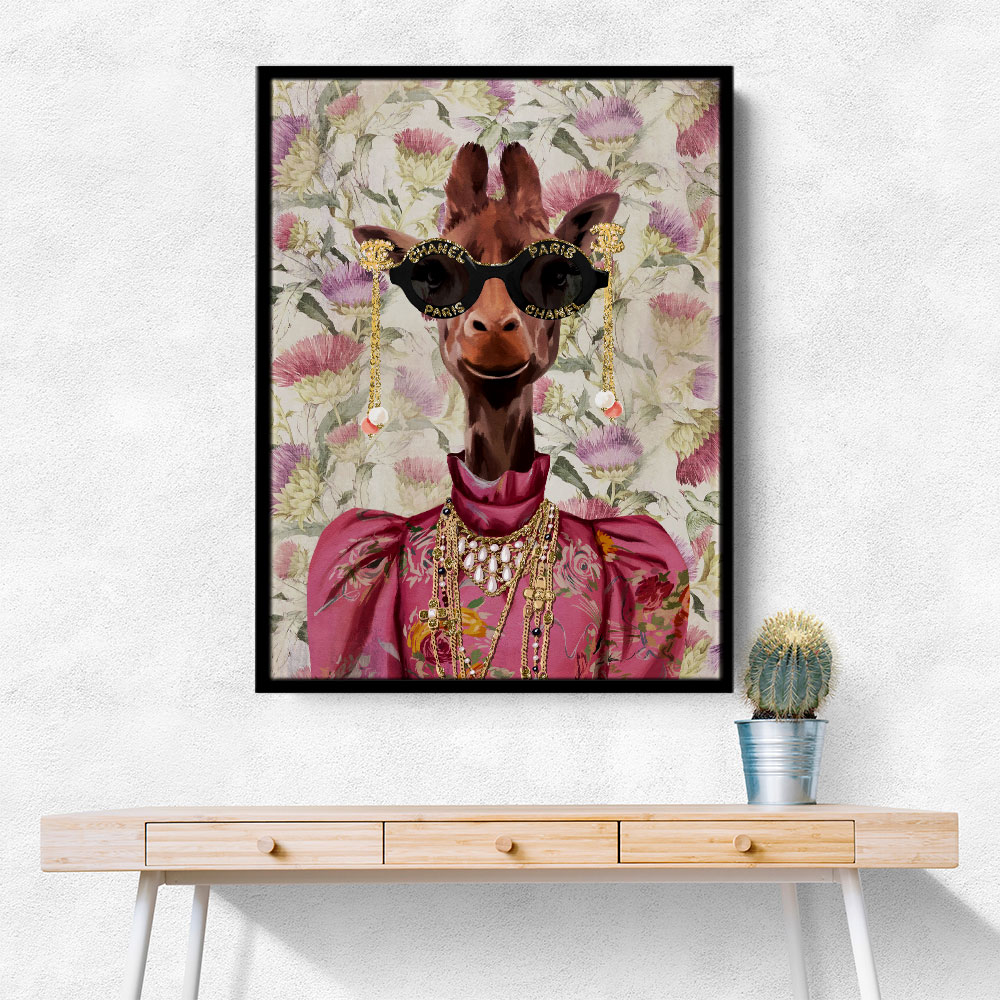 Fashion Victim Giraffe Fashion Victim Giraffe