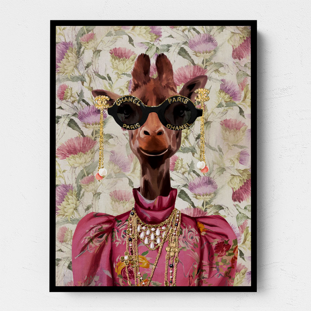 Fashion Victim Giraffe Fashion Victim Giraffe