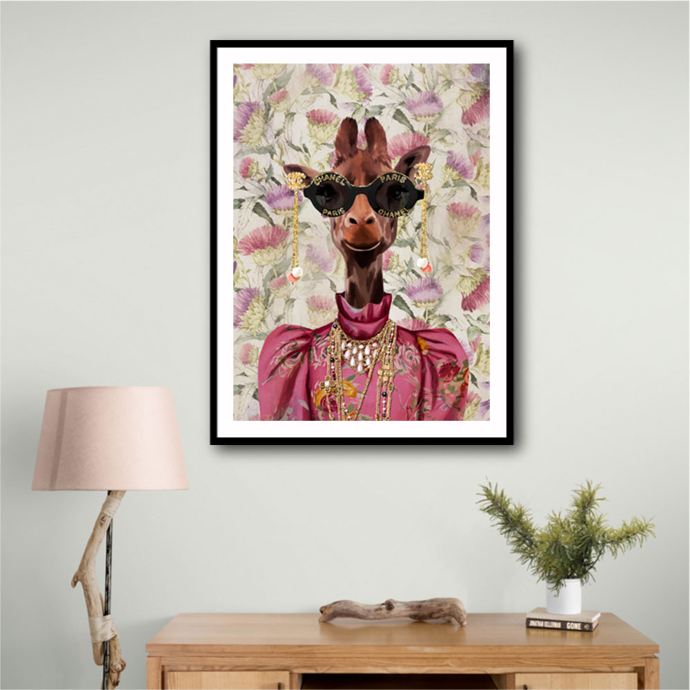 Fashion Victim Giraffe Fashion Victim Giraffe