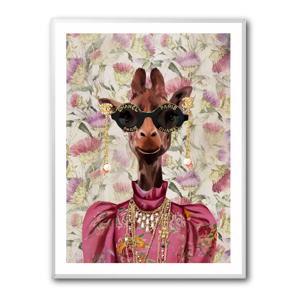Fashion Victim Giraffe Fashion Victim Giraffe