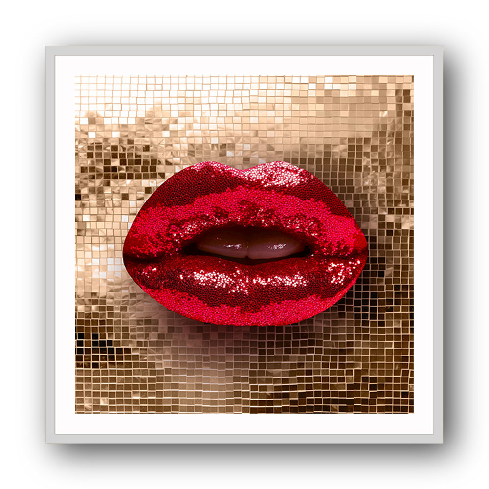 Luxurious Lips Luxurious Lips