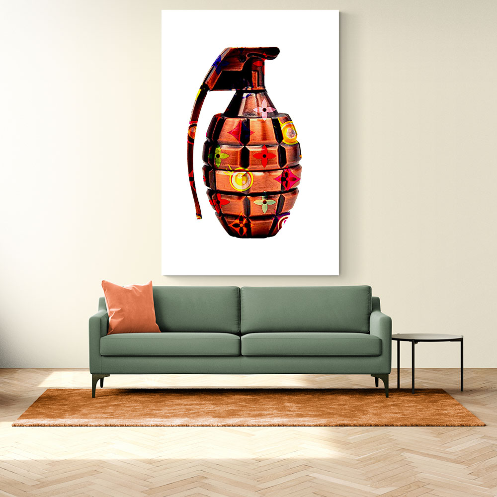 LV Bronze Grenade LV Bronze Grenade
