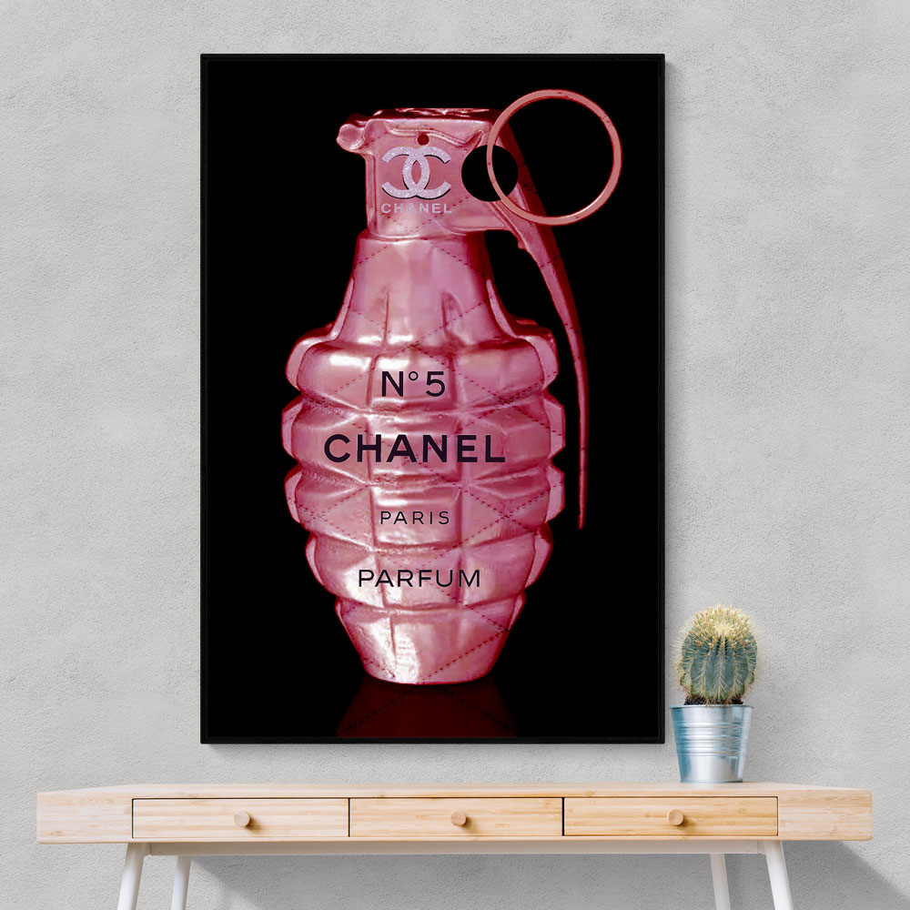 Chanel No 5 Grenade