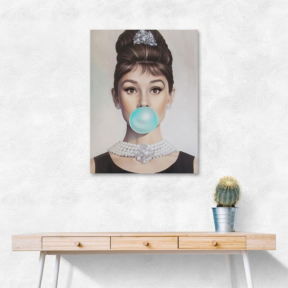 Audrey Hepburn Bubble Gum