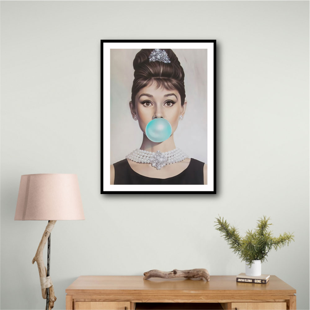 Audrey Hepburn Bubble Gum