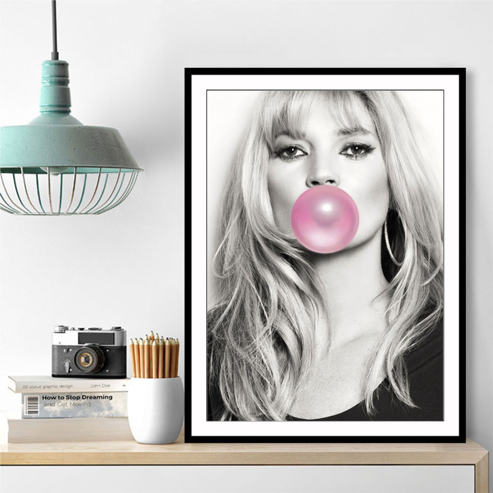 Kate Moss Bubble Gum